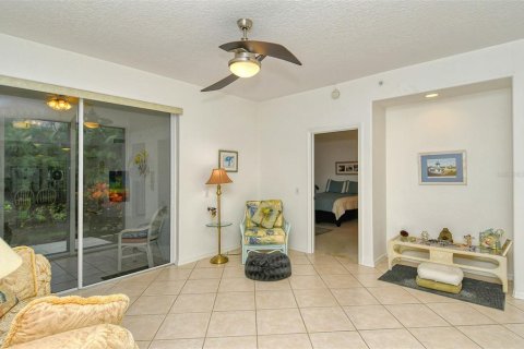 Condo in Sarasota, Florida, 2 bedrooms  № 941410 - photo 5