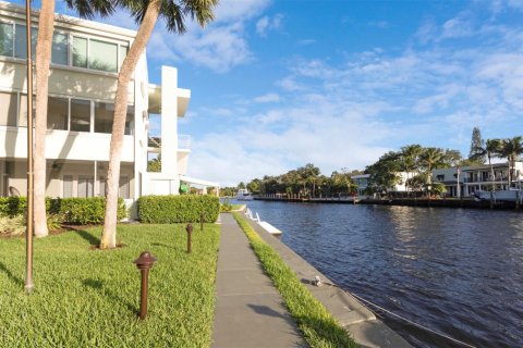 Condo in Fort Lauderdale, Florida, 1 bedroom  № 977039 - photo 5