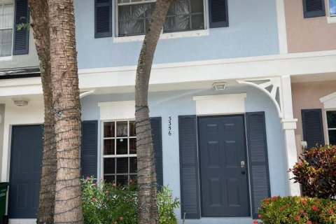 Townhouse in Margate, Florida 2 bedrooms, 103.12 sq.m. № 1141172 - photo 11