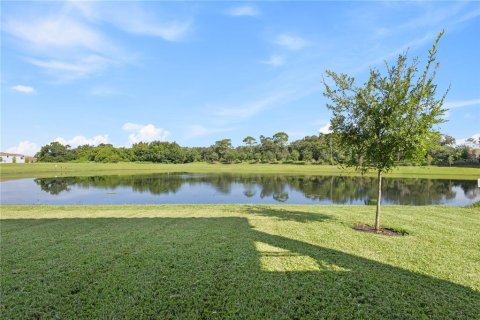 Villa ou maison à vendre à Orlando, Floride: 4 chambres, 353.68 m2 № 1338976 - photo 16