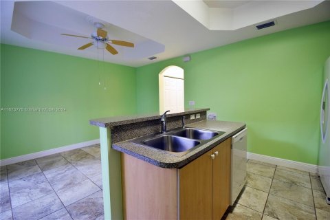 Copropriété à vendre à Dania Beach, Floride: 3 chambres, 128.39 m2 № 1270473 - photo 11