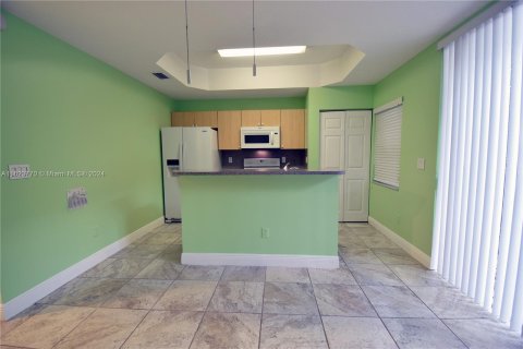 Condo in Dania Beach, Florida, 3 bedrooms  № 1270473 - photo 9