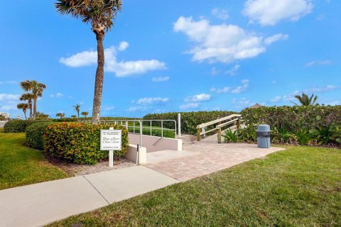 Copropriété à vendre à Hutchinson Island South, Floride: 2 chambres, 116.22 m2 № 932316 - photo 4