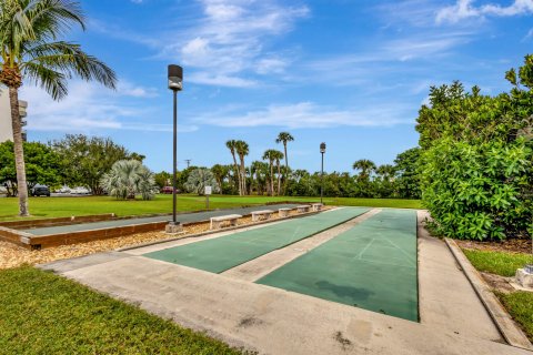 Copropriété à vendre à Hutchinson Island South, Floride: 2 chambres, 116.22 m2 № 932316 - photo 8