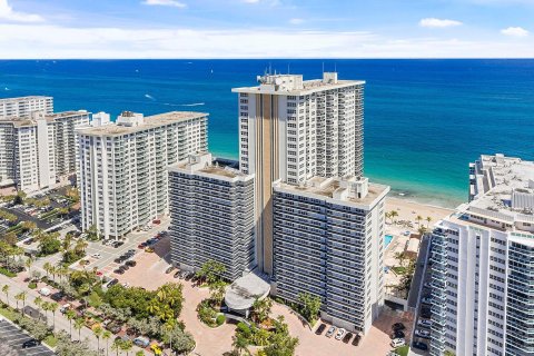 Condominio en venta en Fort Lauderdale, Florida, 1 dormitorio, 101.08 m2 № 1185583 - foto 15