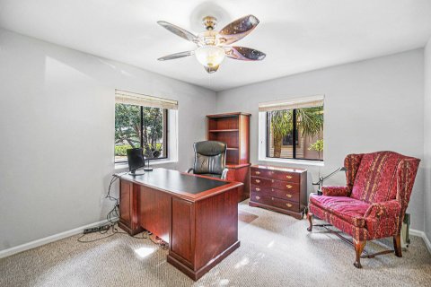 Condo in Palm Beach Gardens, Florida, 3 bedrooms  № 1185604 - photo 4