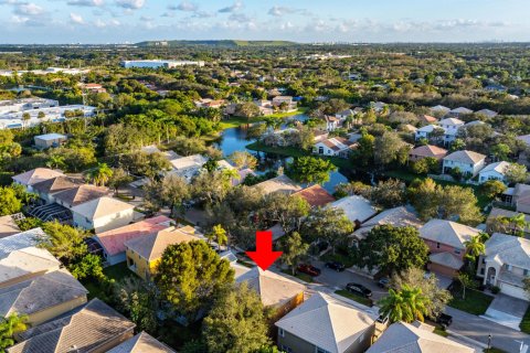Villa ou maison à vendre à Coconut Creek, Floride: 4 chambres, 205.78 m2 № 718662 - photo 7