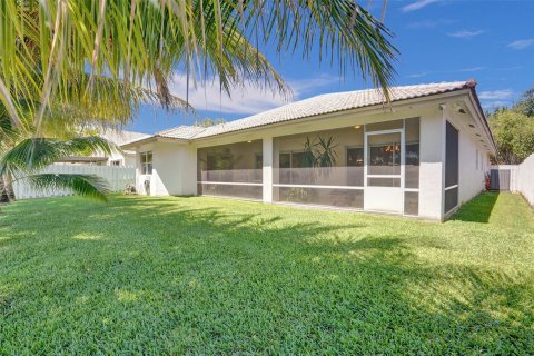 Villa ou maison à vendre à Miramar, Floride: 3 chambres, 193.42 m2 № 1186305 - photo 15