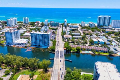 Condo in Pompano Beach, Florida, 2 bedrooms  № 1186361 - photo 3