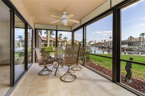 Condo in North Fort Myers, Florida, 2 bedrooms  № 1351432 - photo 15