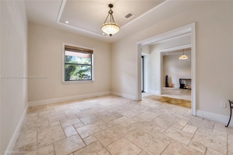 Villa ou maison à vendre à Miami, Floride: 4 chambres, 282.61 m2 № 1394697 - photo 3