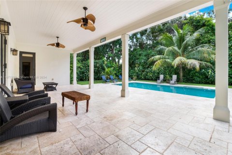 Villa ou maison à vendre à Miami, Floride: 4 chambres, 282.61 m2 № 1394697 - photo 15