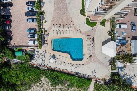 Copropriété à vendre à Pompano Beach, Floride: 2 chambres, 104.05 m2 № 952434 - photo 7