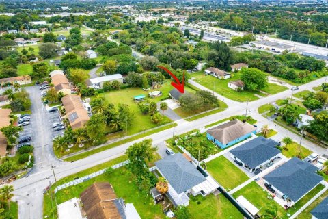 Villa ou maison à vendre à West Palm Beach, Floride: 4 chambres, 167.22 m2 № 952060 - photo 29