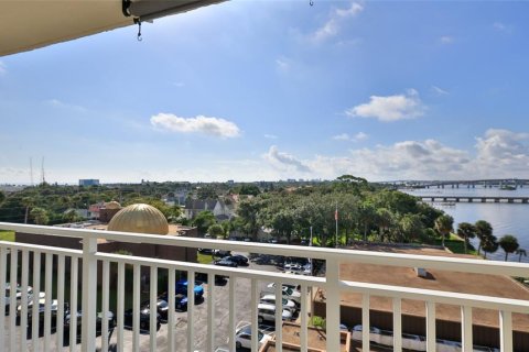 Condominio en venta en Daytona Beach, Florida, 2 dormitorios, 95.97 m2 № 1388548 - foto 19