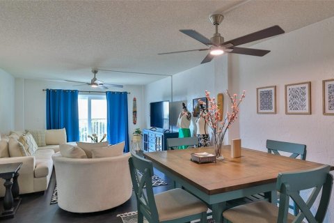 Condominio en venta en Daytona Beach, Florida, 2 dormitorios, 95.97 m2 № 1388548 - foto 11