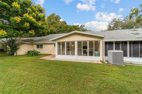 Villa ou maison à vendre à Ocala, Floride: 2 chambres, 116.03 m2 № 1388490 - photo 17