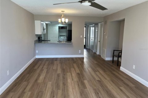 Condominio en venta en Orlando, Florida, 2 dormitorios, 88.07 m2 № 1211048 - foto 6
