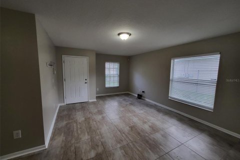 Apartamento en alquiler en Tampa, Florida, 2 dormitorios, 115.38 m2 № 1379679 - foto 4