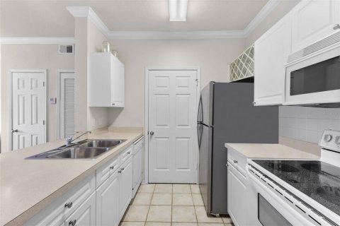 Condo in Clearwater, Florida, 1 bedroom  № 1379681 - photo 18