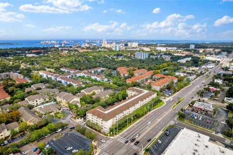 Copropriété à vendre à Clearwater, Floride: 1 chambre, 61.32 m2 № 1379681 - photo 13