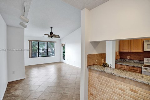 Condominio en venta en Pompano Beach, Florida, 1 dormitorio, 57.6 m2 № 1168322 - foto 17