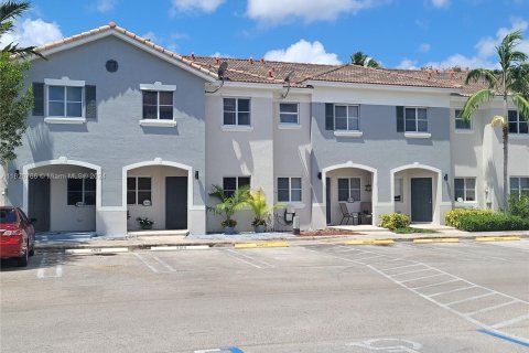 Townhouse in Homestead, Florida 2 bedrooms, 108.32 sq.m. № 1288939 - photo 20