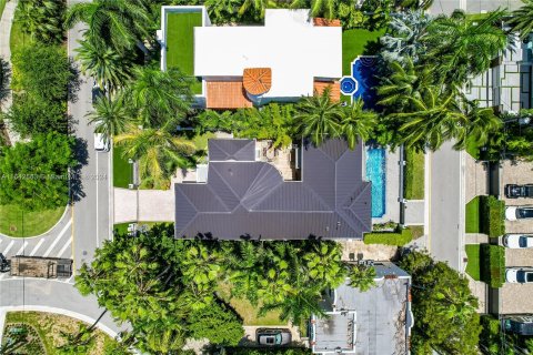 Villa ou maison à vendre à Miami Beach, Floride: 4 chambres, 299.8 m2 № 1321329 - photo 27