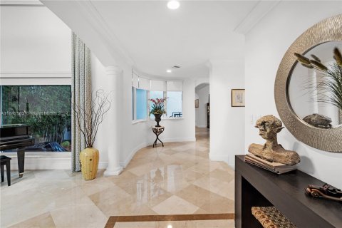 Villa ou maison à vendre à Miami Beach, Floride: 4 chambres, 299.8 m2 № 1321329 - photo 4