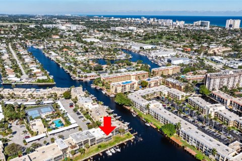 Condominio en venta en Pompano Beach, Florida, 2 dormitorios, 108.7 m2 № 978636 - foto 12