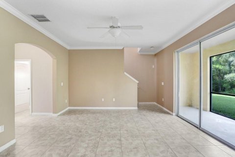 Adosado en venta en Tampa, Florida, 3 dormitorios, 184.69 m2 № 1307871 - foto 17