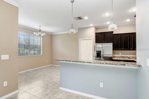 Townhouse in Tampa, Florida 3 bedrooms, 184.69 sq.m. № 1307871 - photo 8