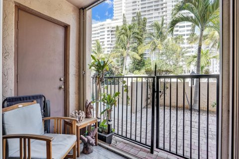 Copropriété à vendre à Fort Lauderdale, Floride: 2 chambres, 95.69 m2 № 1175339 - photo 21