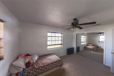 House in Deltona, Florida 3 bedrooms, 150.41 sq.m. № 1088302 - photo 26
