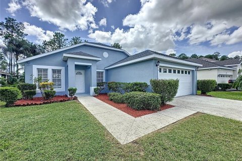 House in Davenport, Florida 4 bedrooms, 154.59 sq.m. № 1354323 - photo 1