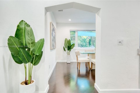 Villa ou maison à vendre à Miami Springs, Floride: 3 chambres, 153.47 m2 № 1138922 - photo 23