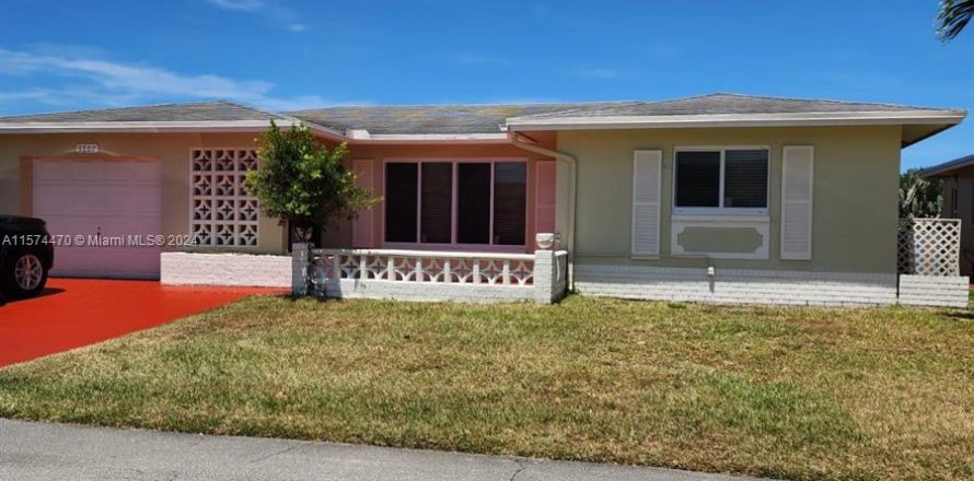 Casa en Tamarac, Florida 2 dormitorios, 154.22 m2 № 1138921