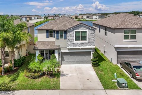 Villa ou maison à louer à Riverview, Floride: 6 chambres, 242.85 m2 № 1352954 - photo 1