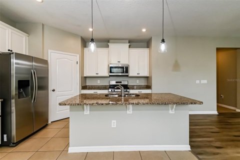 Casa en alquiler en Riverview, Florida, 3 dormitorios, 179.86 m2 № 1352953 - foto 2