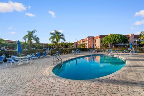 Condominio en venta en Sunrise, Florida, 2 dormitorios, 107.67 m2 № 860263 - foto 2