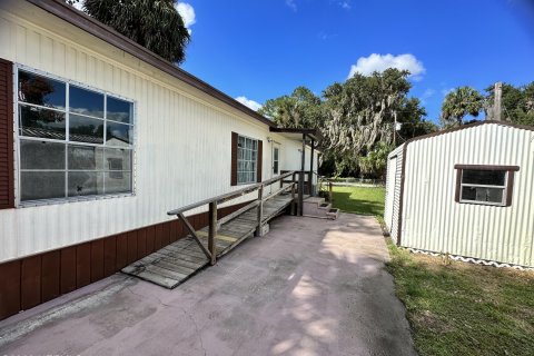 House in Satsuma, Florida 2 bedrooms, 72.84 sq.m. № 817970 - photo 2