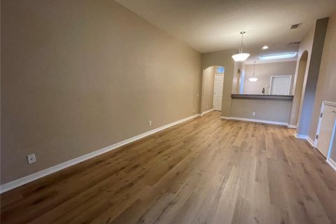 Adosado en venta en Tampa, Florida, 2 dormitorios, 115.2 m2 № 1297879 - foto 14