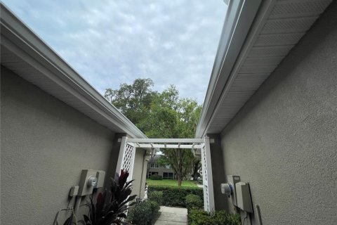 Touwnhouse à vendre à Tampa, Floride: 2 chambres, 115.2 m2 № 1297879 - photo 4