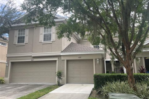 Adosado en venta en Tampa, Florida, 2 dormitorios, 115.2 m2 № 1297879 - foto 2