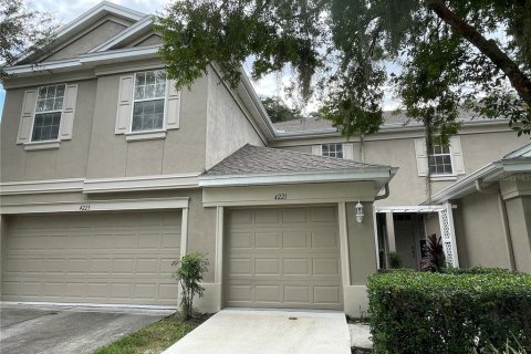 Touwnhouse à vendre à Tampa, Floride: 2 chambres, 115.2 m2 № 1297879 - photo 1