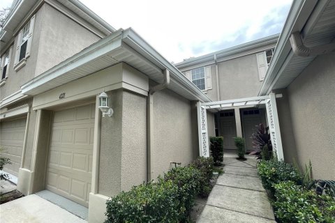 Townhouse in Tampa, Florida 2 bedrooms, 115.2 sq.m. № 1297879 - photo 3