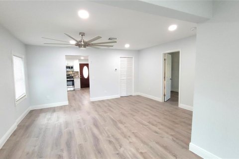 Casa en venta en Sarasota, Florida, 3 dormitorios, 123.75 m2 № 1297239 - foto 14