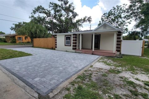 Villa ou maison à vendre à Sarasota, Floride: 3 chambres, 123.75 m2 № 1297239 - photo 4