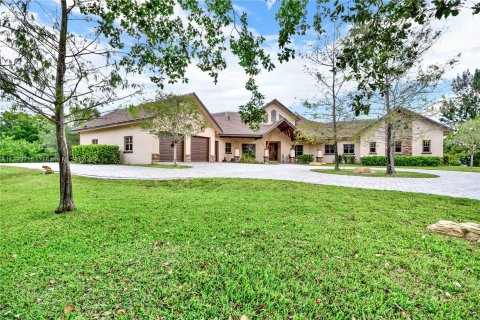 Casa en venta en Coral Springs, Florida, 7 dormitorios, 622.82 m2 № 522507 - foto 5