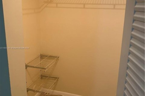 Copropriété à vendre à North Lauderdale, Floride: 3 chambres, 93.83 m2 № 1309310 - photo 11